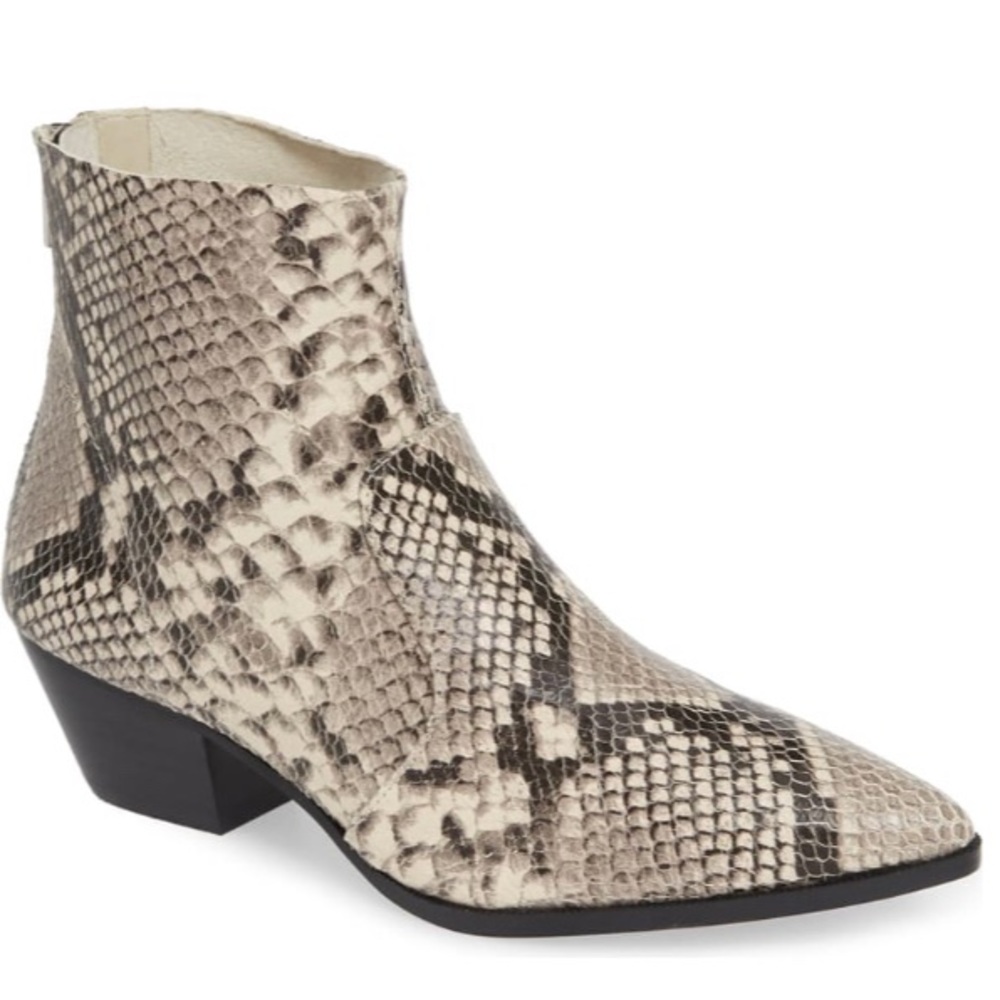 Steve Madden Cafe Boot Size 8